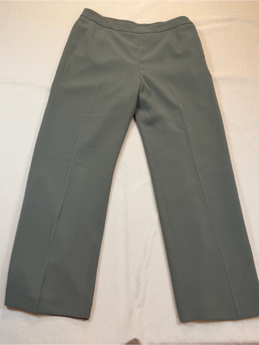 Kasper Wide-Leg Trousers in Slate Green